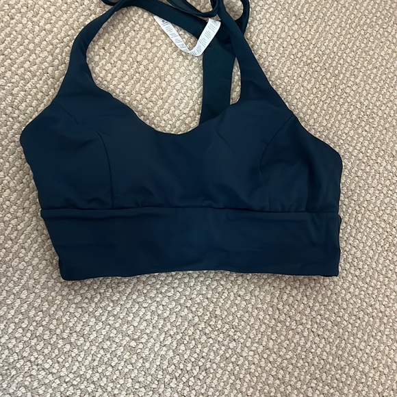 Lululemon tank top+ bra attached - Picture 4 of 5